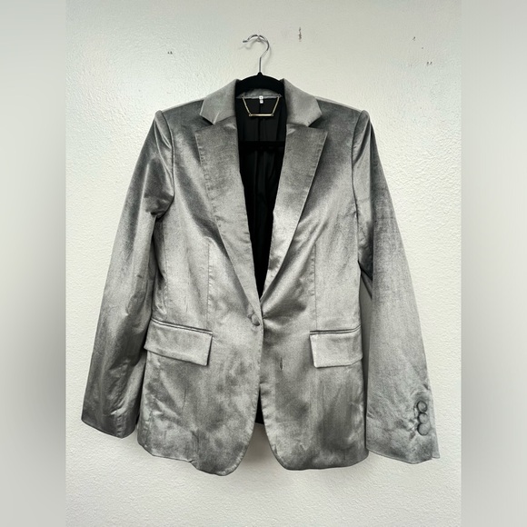 FRAME Velvet Classic Single-Button Blazer - Picture 2 of 7